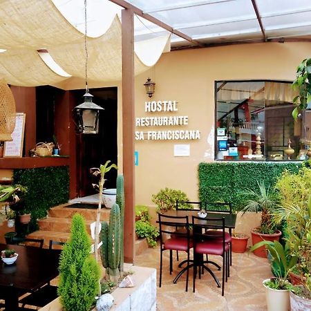 Hotel Casa Franciscana Quito Esterno foto