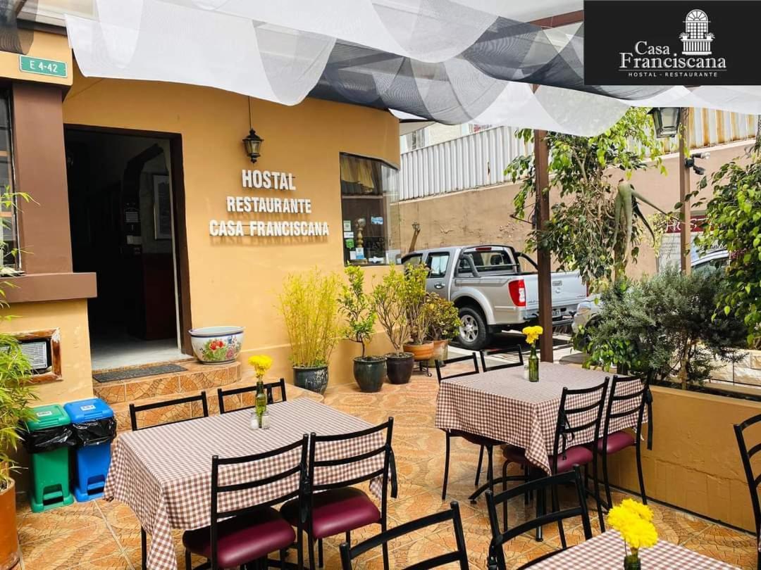 Hotel Casa Franciscana Quito Esterno foto