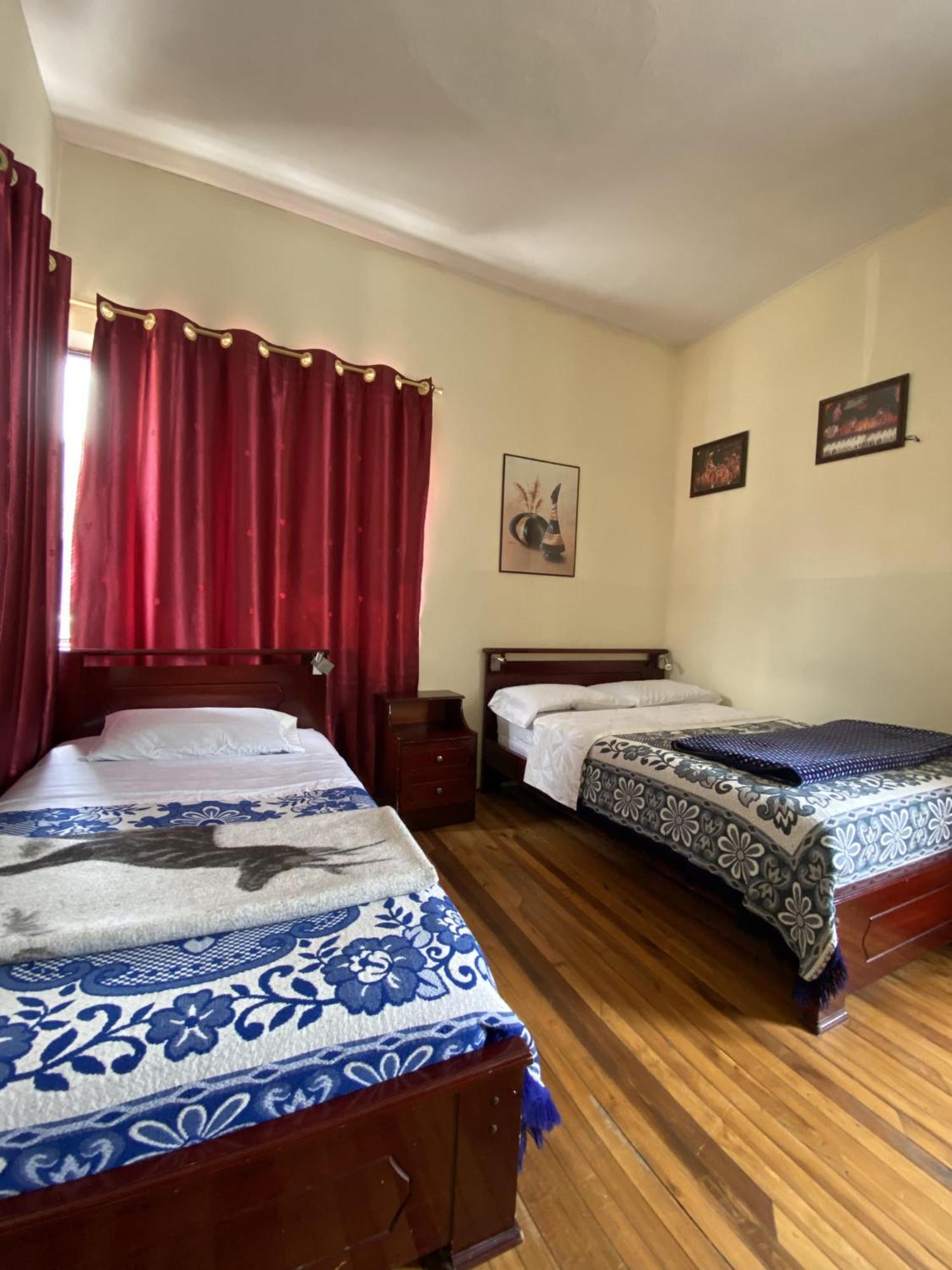 Hotel Casa Franciscana Quito Esterno foto