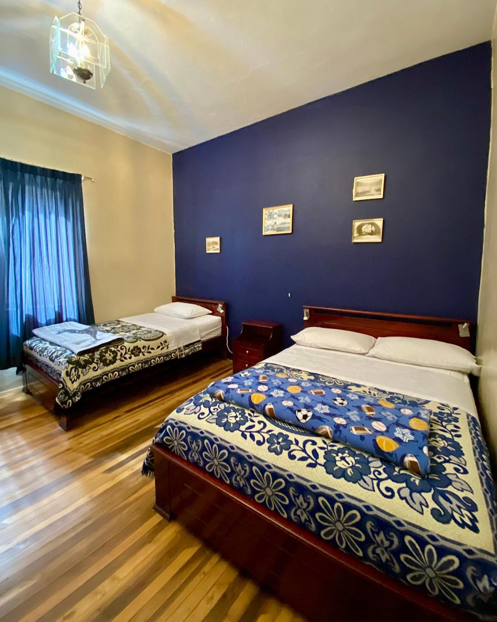 Hotel Casa Franciscana Quito Esterno foto